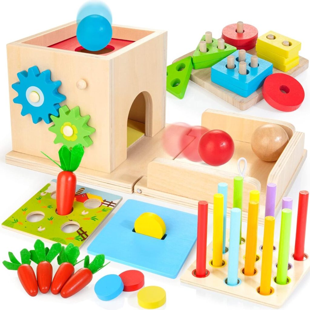 Test du cube en bois montessori Justwood : 8 jeux sensoriels pour petits