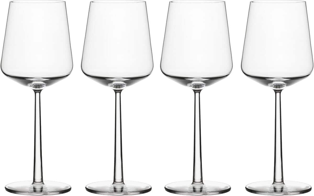Avis sur le lot de 4 verres à vin rouge transparent Iittala Essence