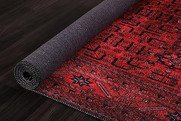 Découvrez notre avis sur le tapis lavable rouge vintage de daphne home decor : design élégant, facilité d'entretien et avis clients détaillés vous attendent.