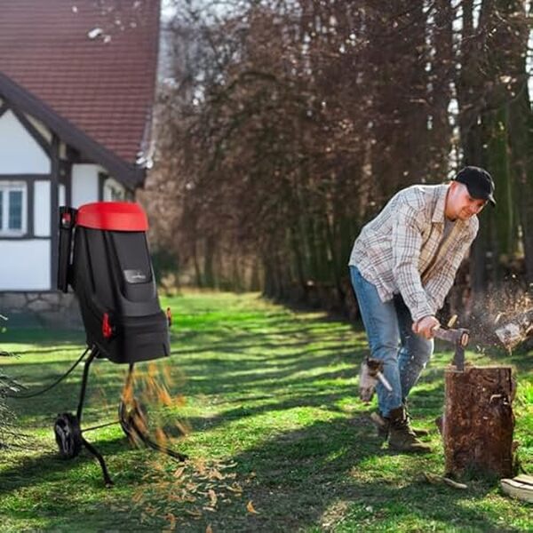 Découvrez les performances du broyeur de végétaux LEHMANN avec un analyse détaillée de ses fonctionnalités et accessoires inclus. Optimisez vos travaux de jardinage efficacement  !