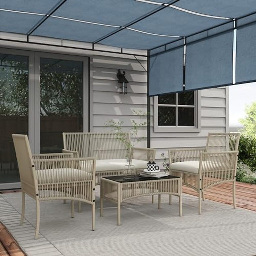 Test du salon de jardin Outsunny 4 pièces en métal et résine tressée