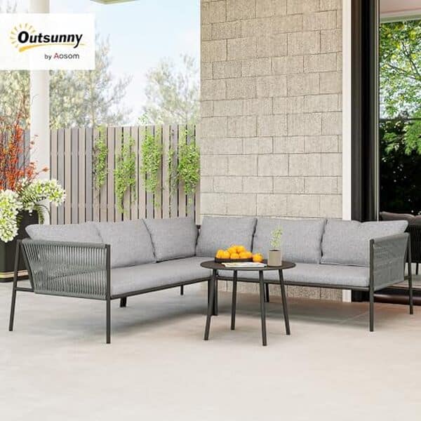 Découvrez notre test détaillé du salon de jardin Outsunny en résine tressée : qualité, confort et durabilité. Avis honnête et conseils d'achat.